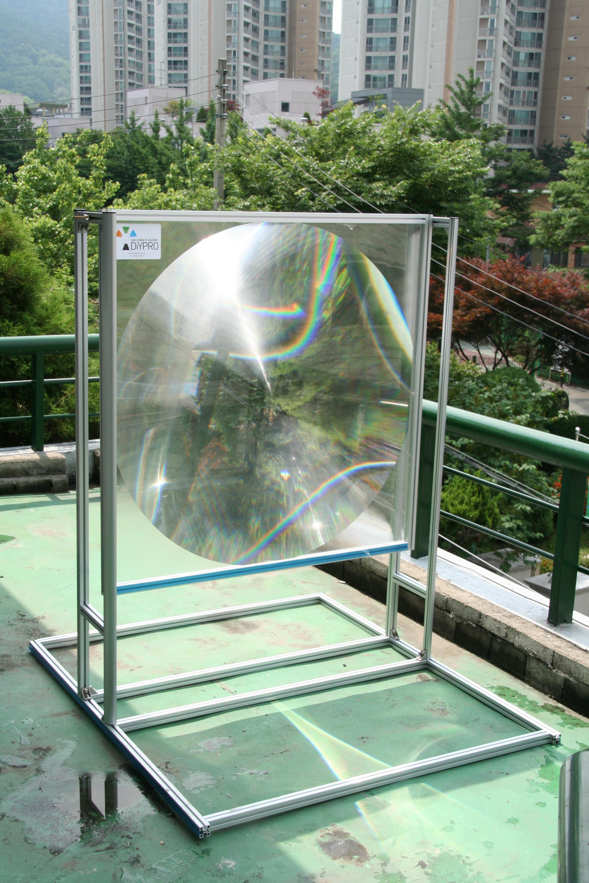 Application :: Very Large Fresnel Lenses